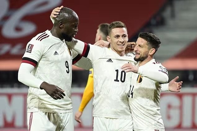  尼斯门将神勇发挥，零封领头羊爆冷夺三分